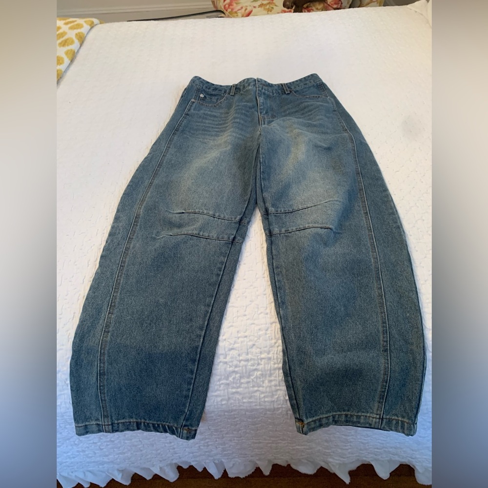 Barrel Jeans new